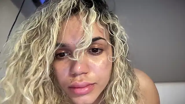 Snapshot of brithneysquirt chatting on May 2026 07:56:02 AM brithneysquirt online show from May 2026 07:56:02 AM