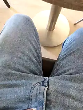 nouramaroc online show from February 2025 03:30:02 PM