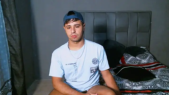 beautiful james online show from January 2025 02:09:01 AM