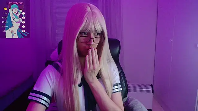 lewd pillows online show from December 2024 11:10:02 PM