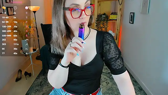 Snapshot of AdelaideRosabel chatting on December 2024 01:25:01 AM AdelaideRosabel online show from December 2024 01:25:01 AM