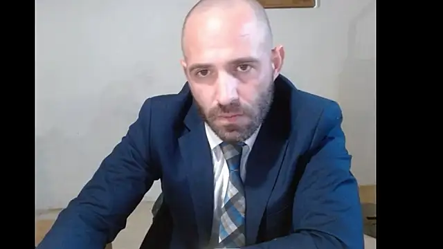 Snapshot of TheNakedPreacher chatting on December 2024 08:06:02 PM TheNakedPreacher online show from December 2024 08:06:02 PM