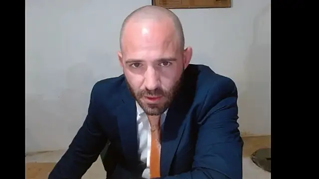 Snapshot of TheNakedPreacher chatting on December 2024 08:56:01 AM TheNakedPreacher online show from December 2024 08:56:01 AM