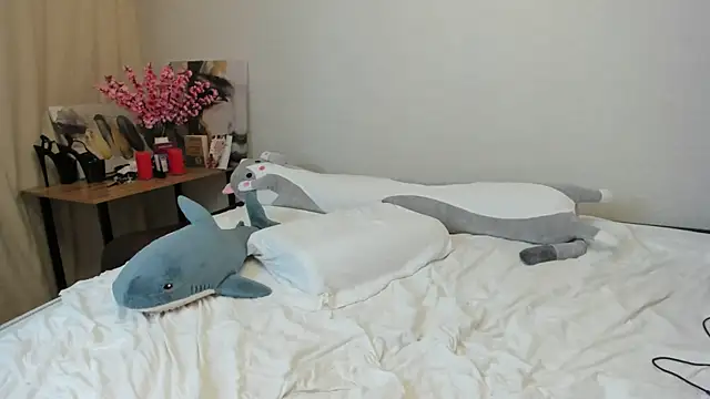 Shadow Dance online show from February 2025 05:42:01 PM