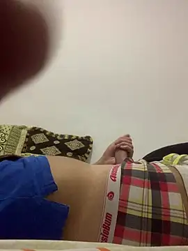 Tetoadeso online show from October 2025 02:18:02 PM