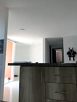 Snapshot of vanyacam_ chatting on February 2025 08:58:02 PM vanyacam online show from February 2025 08:58:02 PM