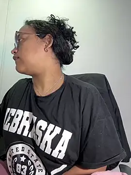 angela angels  online show from October 2025 02:12:02 AM