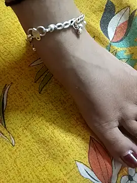 lakey91girl online show from April 2026 04:42:02 PM