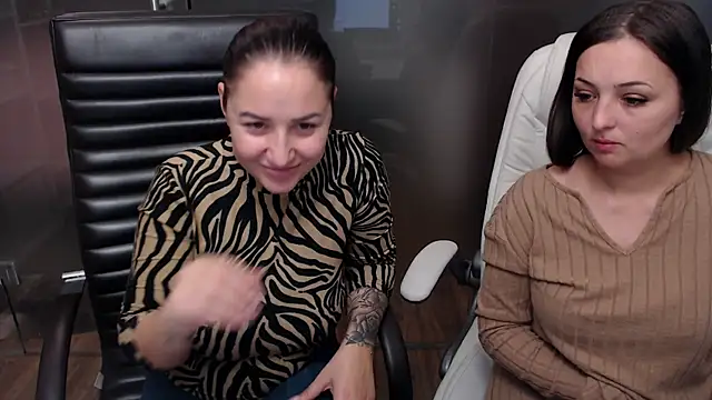 Amy--Samy online show from December 2024 01:44:01 PM