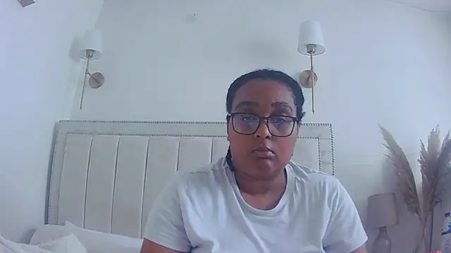 vanilla chocolate23 online show from October 2025 08:12:01 AM