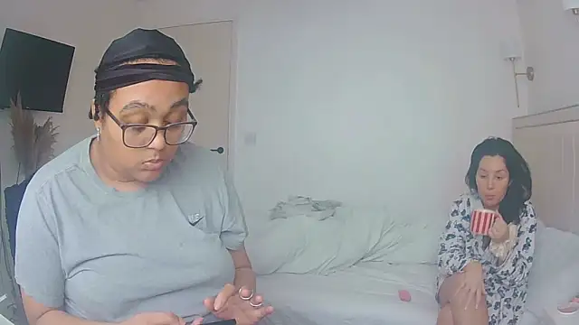 vanilla chocolate23 online show from March 2026 08:48:01 AM