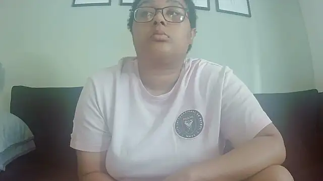 vanilla chocolate23 online show from June 2026 09:47:01 AM