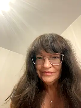 ZaraFay online show from January 2026 06:22:02 PM