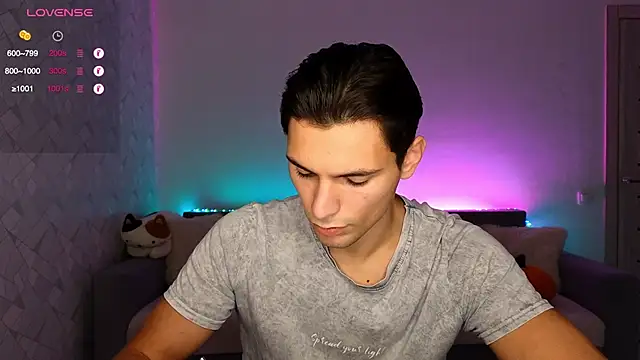 denlover1 online show from October 2025 06:34:01 AM