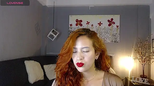 Snapshot of sahra_taylor_ chatting on January 2025 05:22:02 PM sahra taylor online show from January 2025 05:22:02 PM