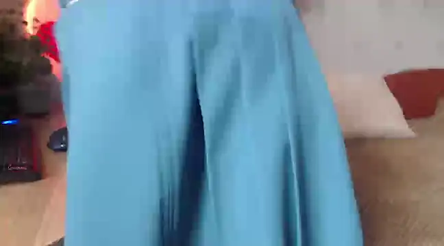 Snapshot of SunnyJoysx chatting on March 2025 01:20:01 PM SunnyJoysx online show from March 2025 01:20:01 PM