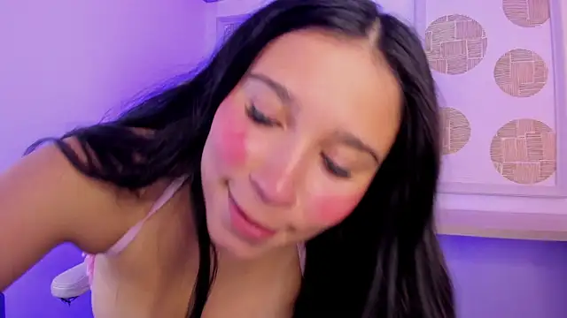 aisha   online show from March 2025 08:54:01 PM