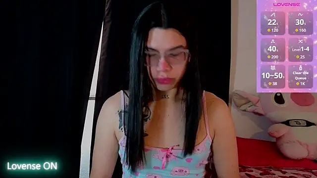 Snapshot of Samantha_Rusell chatting on July 2026 08:14:01 PM Samantha Rusell online show from July 2026 08:14:01 PM