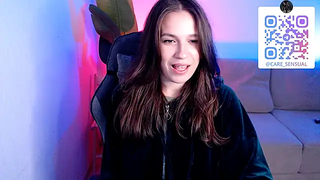 M Sensual online show from October 2025 05:21:01 PM