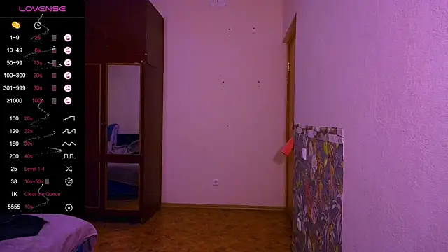 Chloe strip online show from October 2025 04:42:01 PM