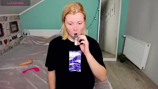 LillyDepp online show from January 2025 01:57:01 PM