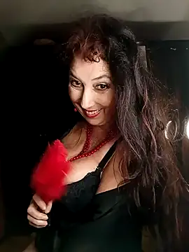 Snapshot of GypsyEsmeralda chatting on December 2024 03:04:01 PM GypsyEsmeralda online show from December 2024 03:04:01 PM