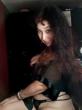 Snapshot of GypsyEsmeralda chatting on January 2025 05:44:01 PM GypsyEsmeralda online show from January 2025 05:44:01 PM