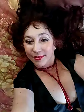 Snapshot of GypsyEsmeralda chatting on January 2025 10:13:02 AM GypsyEsmeralda online show from January 2025 10:13:02 AM