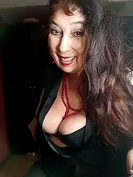 Snapshot of GypsyEsmeralda chatting on January 2025 08:21:02 PM GypsyEsmeralda online show from January 2025 08:21:02 PM