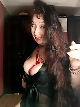 Snapshot of GypsyEsmeralda chatting on January 2025 03:46:01 PM GypsyEsmeralda online show from January 2025 03:46:01 PM