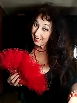 Snapshot of GypsyEsmeralda chatting on January 2025 06:48:01 PM GypsyEsmeralda online show from January 2025 06:48:01 PM