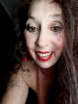 Snapshot of GypsyEsmeralda chatting on February 2025 07:03:01 PM GypsyEsmeralda online show from February 2025 07:03:01 PM
