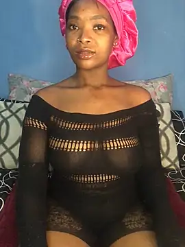 Snapshot of NunuBerry16 chatting on December 2024 08:48:01 PM NunuBerry16 online show from December 2024 08:48:01 PM