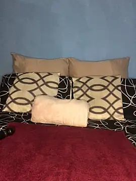 Snapshot of NunuBerry16 chatting on January 2025 06:45:02 PM NunuBerry16 online show from January 2025 06:45:02 PM