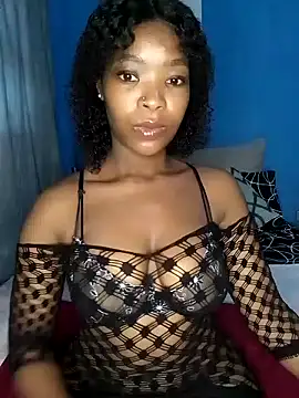 Snapshot of NunuBerry16 chatting on February 2025 06:56:02 AM NunuBerry16 online show from February 2025 06:56:02 AM