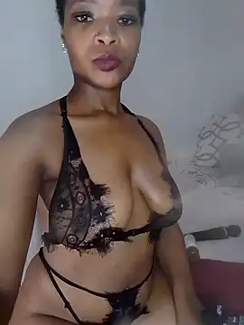 Snapshot of NunuBerry16 chatting on September 2025 11:33:01 AM NunuBerry16 online show from September 2025 11:33:01 AM