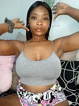 Snapshot of NunuBerry16 chatting on November 2025 01:01:02 PM NunuBerry16 online show from November 2025 01:01:02 PM