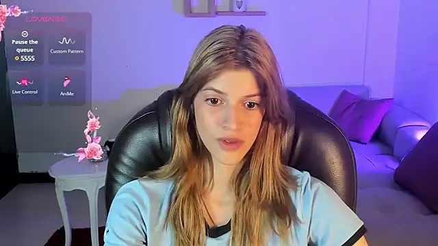 Nora Vennucci online show from February 2025 10:29:02 PM