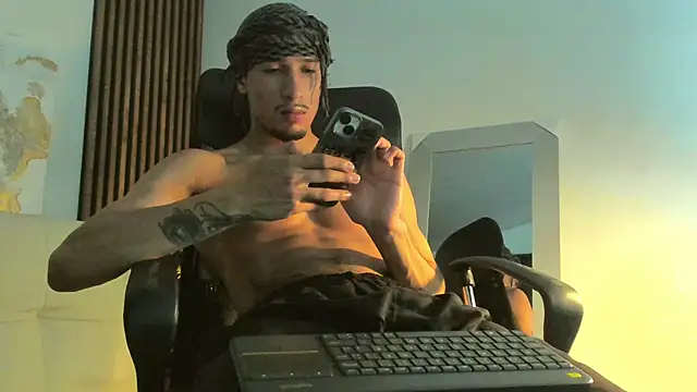 rafael stone online show from March 2025 03:44:01 AM