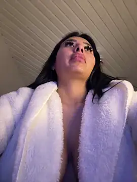 Anily Lovely online show from January 2025 11:43:01 PM