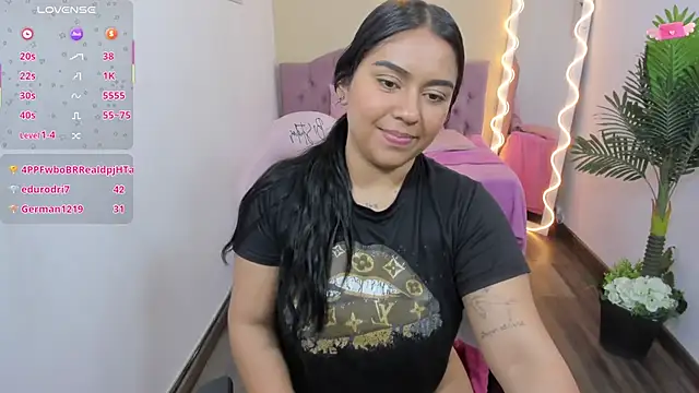 Snapshot of kendra_tay chatting on February 2025 10:02:01 AM kendra tay online show from February 2025 10:02:01 AM