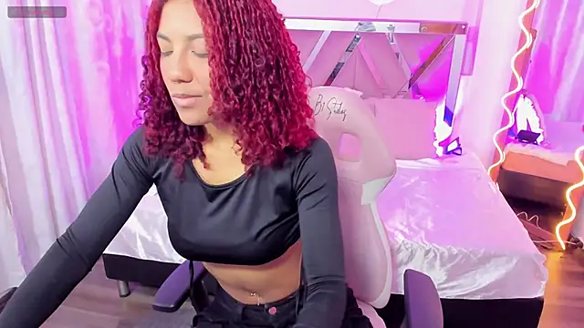 Daphnne tay online show from February 2025 03:17:02 AM