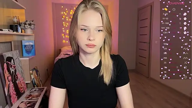 lisa barbie online show from December 2025 04:19:02 AM