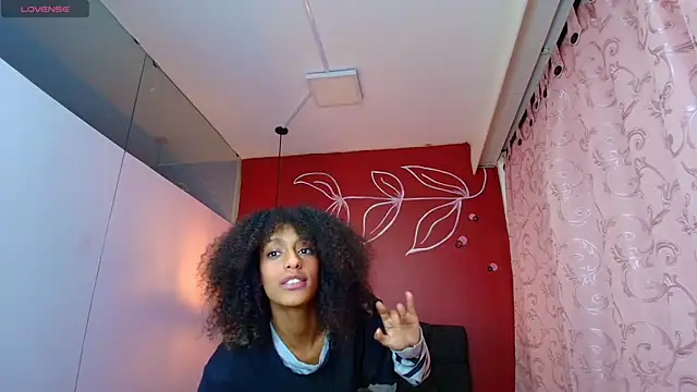 Zia Green online show from February 2025 12:14:02 PM