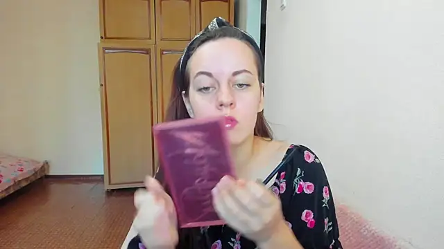 Snapshot of Sabrina_Lavv chatting on September 2025 11:43:02 AM Sabrina Lavv online show from September 2025 11:43:02 AM