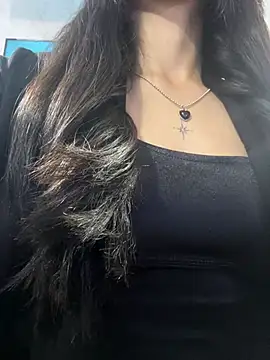 Amy Kiitty  online show from June 2026 01:28:02 PM
