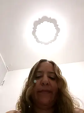 Iivana 19 online show from February 2026 06:18:01 PM