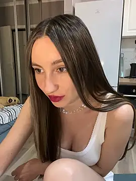 viviandaimond1 online show from February 2025 05:05:02 PM