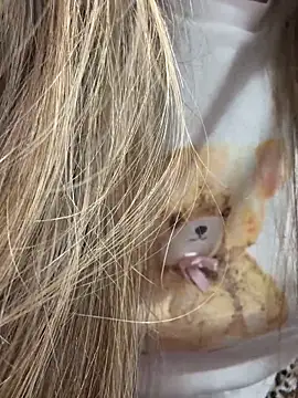 viviandaimond1 online show from October 2025 06:38:02 PM