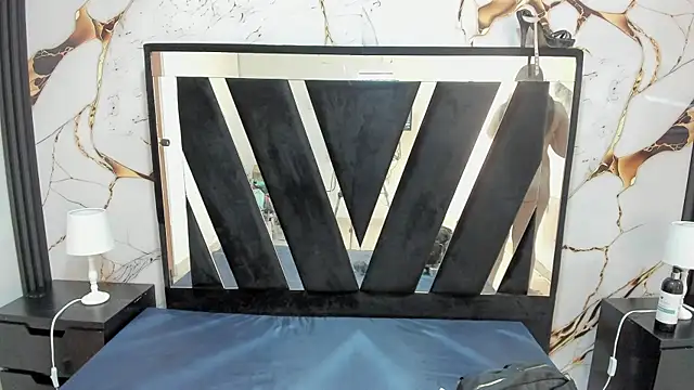 Snapshot of KarinaSimonz chatting on October 2025 06:42:01 PM KarinaSimonz online show from October 2025 06:42:01 PM